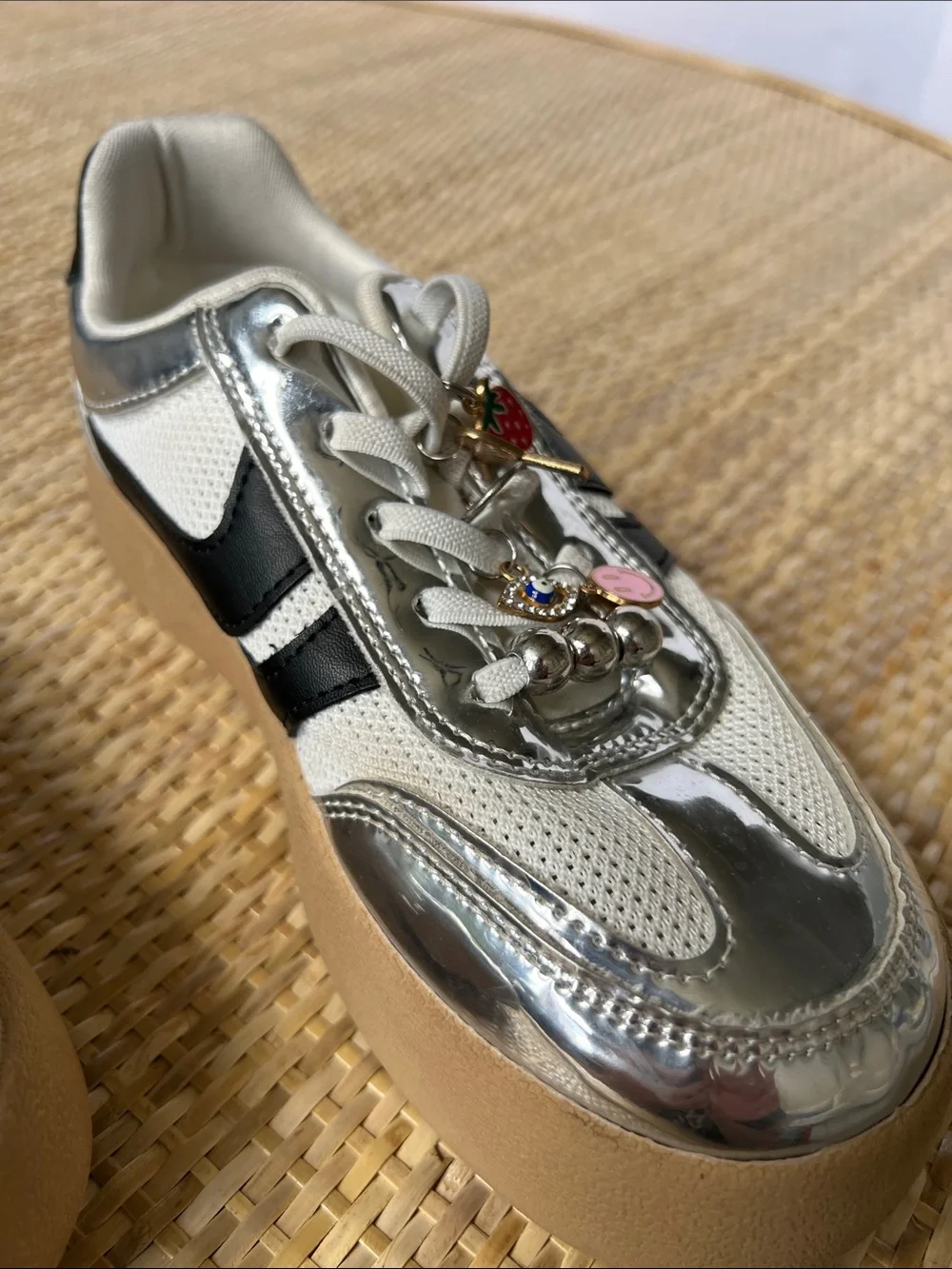 Steve Madden J-Jersey Charm Platform Sneaker Slip on Cream Silver Black Y2 girl